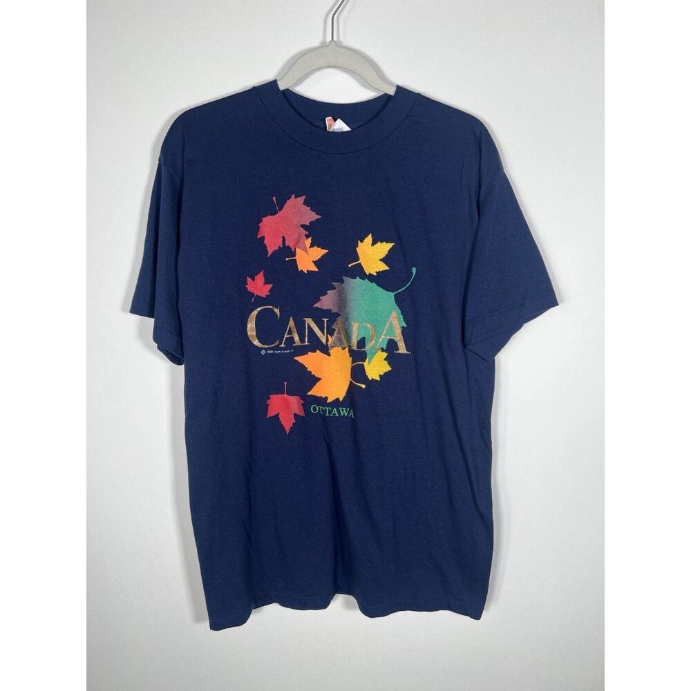 Vintage 90s Cityscape blue Ottawa Canada single stitch leaves colorful L tshirt
